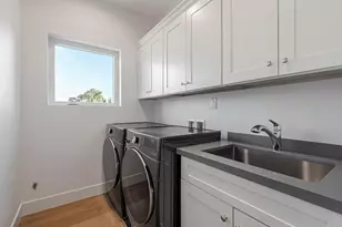 1460 Kentfield Ave, Redwood City, CA 94061 - Photo 11