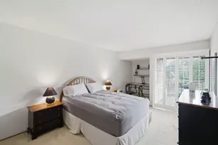 25 Rinconada Cir, Belmont, CA 94002 - Photo 51