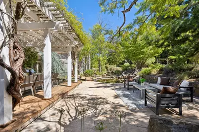 13385 Surrey Ln, Saratoga, CA 95070 - Photo 37