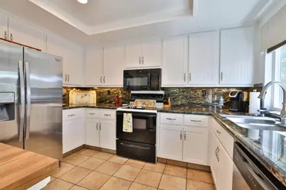 1487 Carrington Cir, San Jose, CA 95125 - Photo 13