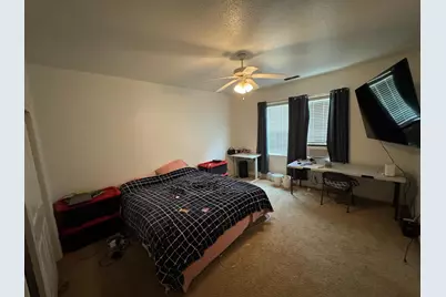 1170 E 9th St, Chico, CA 95928 - Photo 15