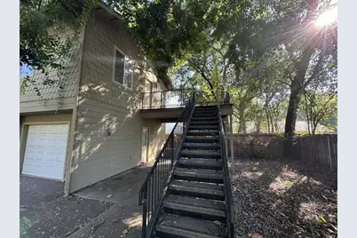 1170 E 9th St, Chico, CA 95928 - Photo 3