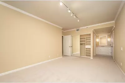 1 Baldwin Ave 1008, San Mateo, CA 94401 - Photo 3