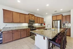 290 Heartland Dr, Hollister, CA 95023 - Photo 9