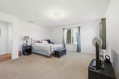 290 Heartland Dr, Hollister, CA 95023 - Photo 15