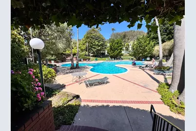 4136 Shelter Creek Ln, San Bruno, CA 94066 - Photo 17