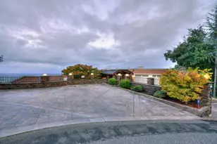 15345 Bohlman Rd, Saratoga, CA 95070 - Photo 35