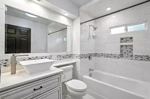 231 22nd St, Sacramento, CA 95816 - Photo 13
