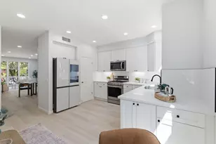 416 Toyama Dr, Sunnyvale, CA 94089 - Photo 17