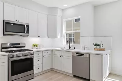 416 Toyama Dr, Sunnyvale, CA 94089 - Photo 23