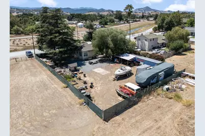 13350 Kimble Ct, San Martin, CA 95046 - Photo 9