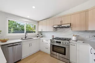 832 Pebblelake Ct, Sunnyvale, CA 94089 - Photo 9
