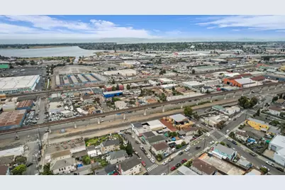 909 53rd Ave, Oakland, CA 94601 - Photo 59