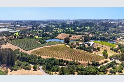 211 Smith Rd, Watsonville, CA 95076 - Photo 13