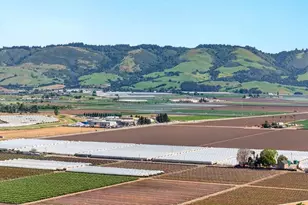 211 Smith Rd, Watsonville, CA 95076 - Photo 29