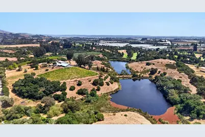211 Smith Rd, Watsonville, CA 95076 - Photo 5