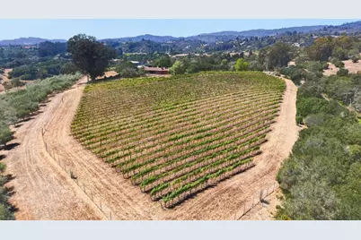 211 Smith Rd, Watsonville, CA 95076 - Photo 19