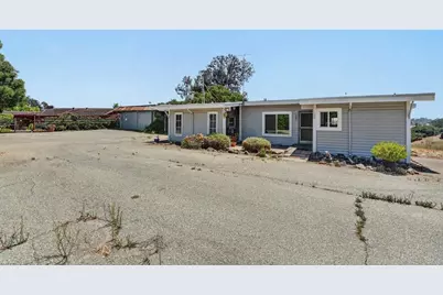 211 Smith Rd, Watsonville, CA 95076 - Photo 23