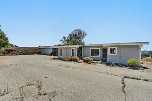 211 Smith Rd, Watsonville, CA 95076 - Photo 23
