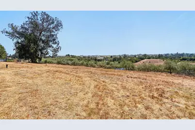 211 Smith Rd, Watsonville, CA 95076 - Photo 31