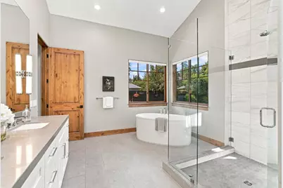 1015 Willow Glen Way, San Jose, CA 95125 - Photo 23