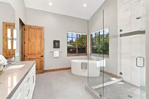 1015 Willow Glen Way, San Jose, CA 95125 - Photo 23