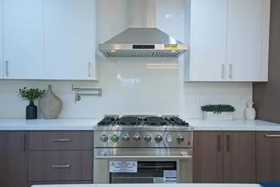 1137 Champagne Ln, San Jose, CA 95132 - Photo 9