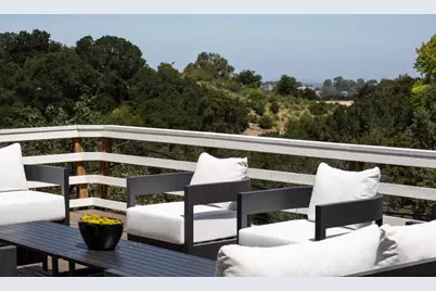 13100 Byrd Ln, Los Altos Hills, CA 94022 - Photo 11