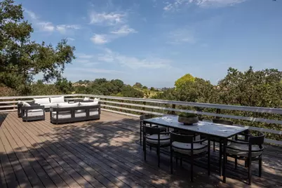13100 Byrd Ln, Los Altos Hills, CA 94022 - Photo 27