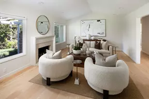 2070 Robinhood Ln, Los Altos, CA 94024 - Photo 3