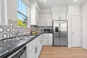 1520 Avina Cir 1, Santa Clara, CA 95054 - Photo 27