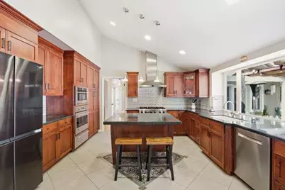 880 Opal Dr, San Jose, CA 95117 - Photo 17