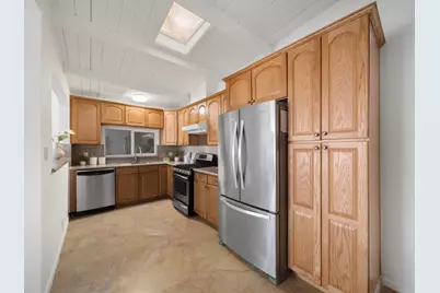 100 Beacon Dr, Milpitas, CA 95035 - Photo 7