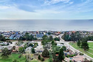 135 Seabreeze Pl, Aptos, CA 95003 - Photo 1