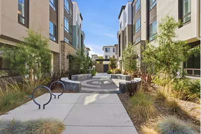401 Siam Ter 8, Sunnyvale, CA 94089 - Photo 3