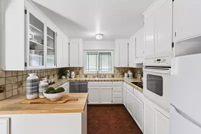 4032 Hastings Ave, San Jose, CA 95118 - Photo 11