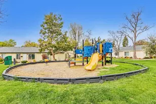 1149 Ribisi Cir, San Jose, CA 95131 - Photo 27