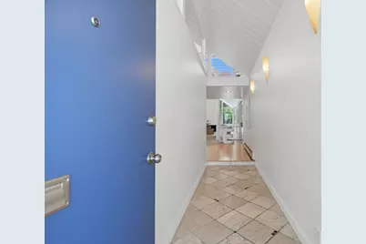 941 Eichler Dr, Mountain View, CA 94040 - Photo 3