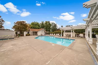 272 Edgewater Dr, Milpitas, CA 95035 - Photo 43