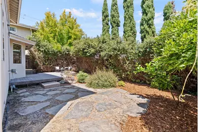 111 Izant Ct, Soquel, CA 95073 - Photo 37