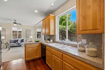 111 Izant Ct, Soquel, CA 95073 - Photo 13