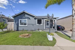 12 Eastern Dr, Watsonville, CA 95076 - Photo 1