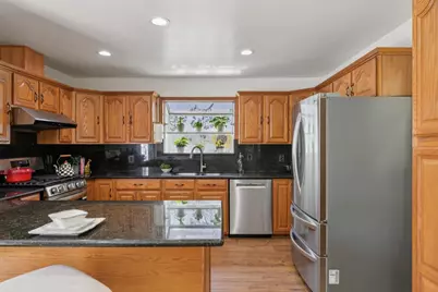 32980 Lake Mead Dr, Fremont, CA 94555 - Photo 17