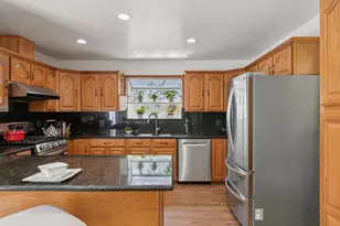 32980 Lake Mead Dr, Fremont, CA 94555 - Photo 17