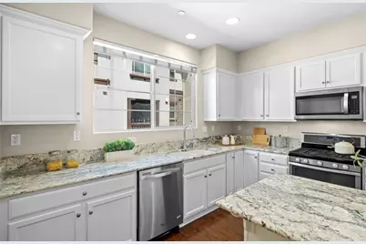 1052 Chamomile Wkwy, San Jose, CA 95133 - Photo 13
