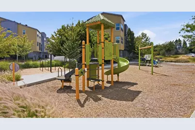 1937 Galileo Ln, San Jose, CA 95133 - Photo 29