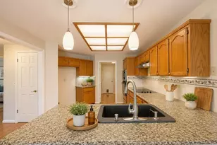 7712 Galloway Dr, San Jose, CA 95135 - Photo 9