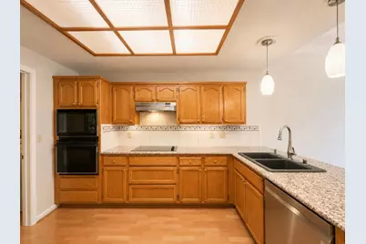 7712 Galloway Dr, San Jose, CA 95135 - Photo 11