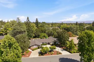 19201 Harleigh Dr, Saratoga, CA 95070 - Photo 57