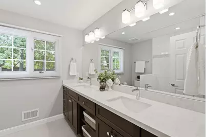 19201 Harleigh Dr, Saratoga, CA 95070 - Photo 21